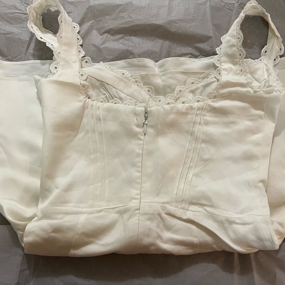 HOUSE OF CB 'Tilly' White Pin Tuck Mini Dress - Picture 11 of 17